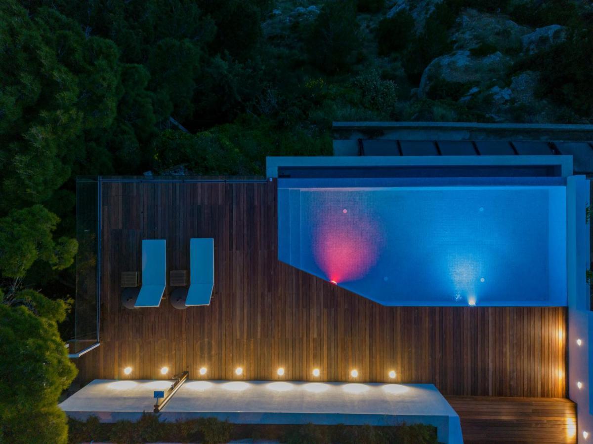 Luxury Apartments Villa Ruzmarina With New Heated Infinity Pool And Lounge Area Marusici (Split-Dalmatia) Exterior foto