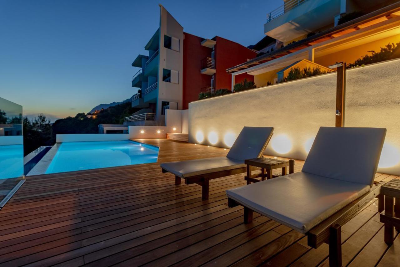 Luxury Apartments Villa Ruzmarina With New Heated Infinity Pool And Lounge Area Marusici (Split-Dalmatia) Exterior foto